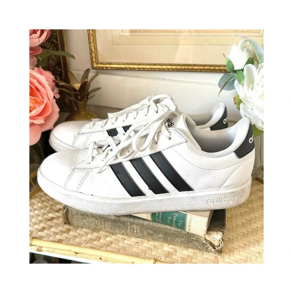 Adidas Black & White GRAND COURT SHOES size 11